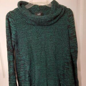 AGB Size Small Emerald Green/Black Cowl Neck Sweater w/Long Sleeves